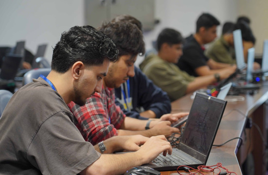 هکاتون بازی‌های جدی 1404 در گلستان به روایت تصویر